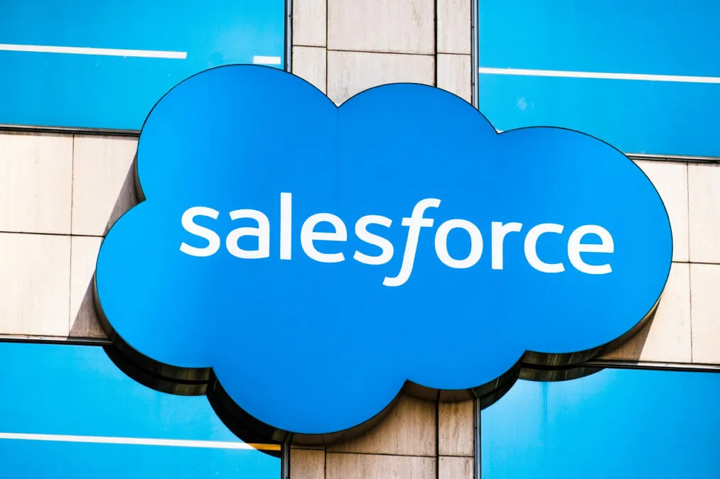L’Automazione di Salesforce: Tra Tagli al Personale e Innovazione AI nel Supporto Clienti