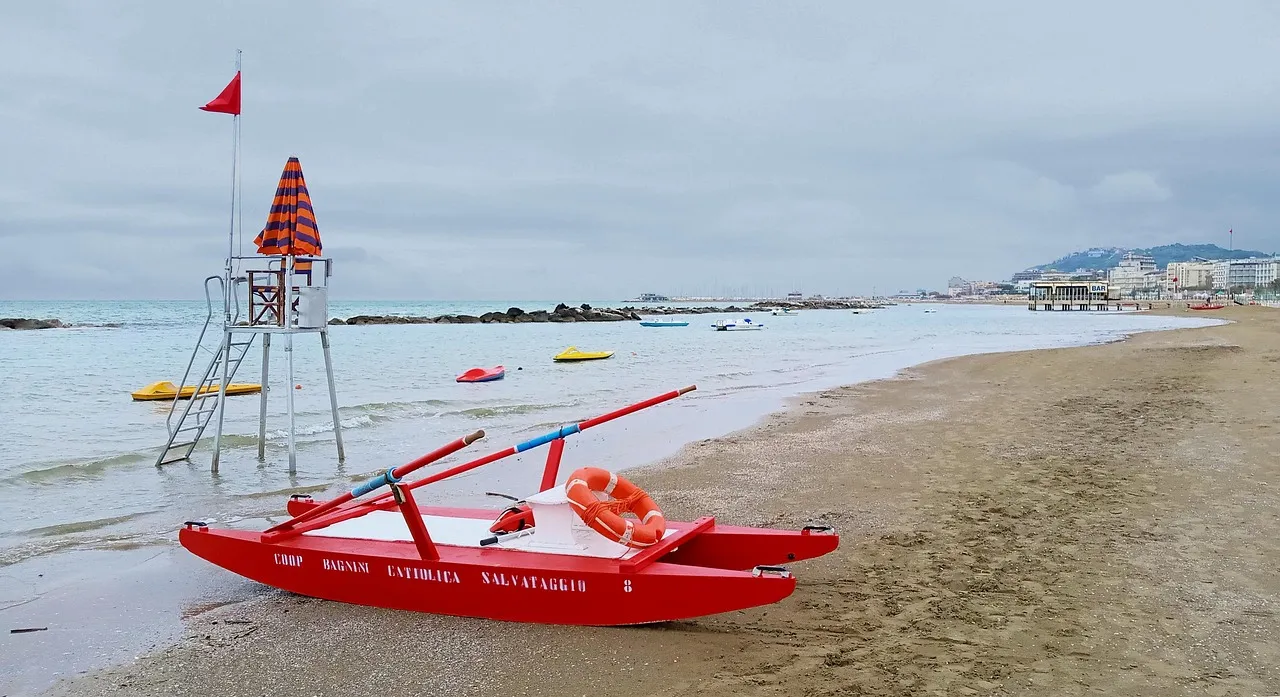 Verso una rivoluzione nelle spiagge italiane: l’Anab e la proposta di gestione statale degli assistenti bagnanti