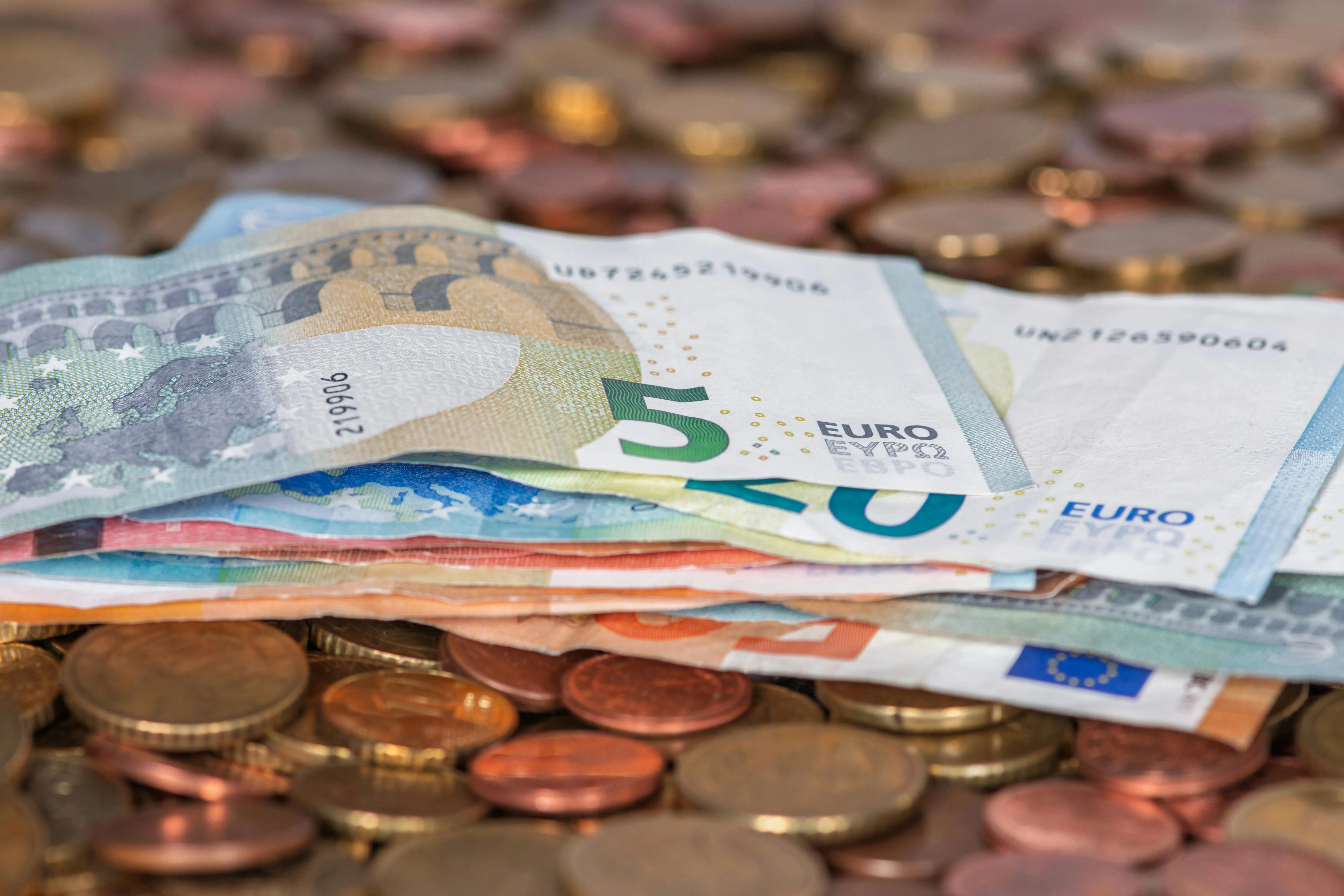 Buono scuola nazionale: 1.500 euro promessi, in media saranno 800