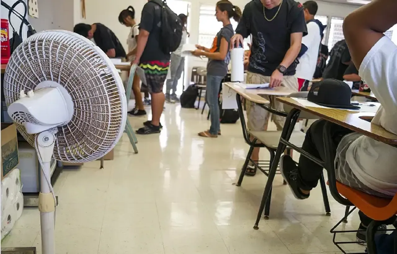 Caldo nelle aule europee: 13.500 scuole chiuse, in classe 40°C