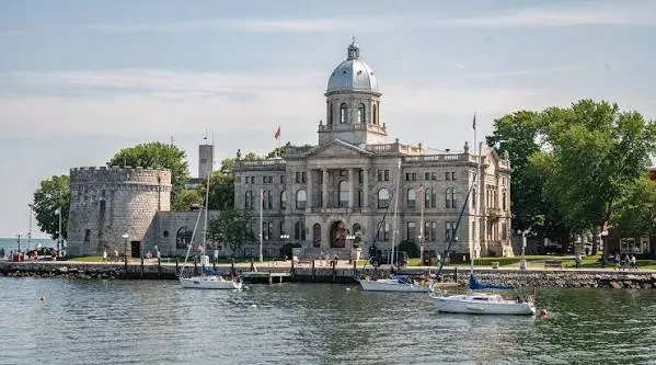 Canada -48% nelle università atlantiche, Italia ferma al 4,8%