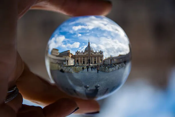 Capitale italiana dell'arte contemporanea 2028: pubblicato il bando del MiC, un milione di euro alla città vincitrice