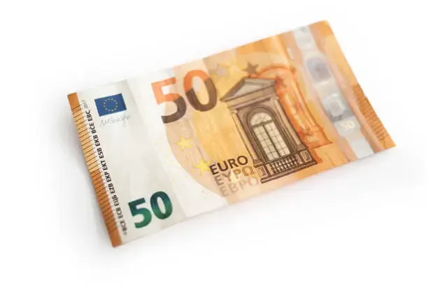 Caro carburante, dirigente scolastico paga di tasca sua i fringe benefit per il personale ATA pendolare