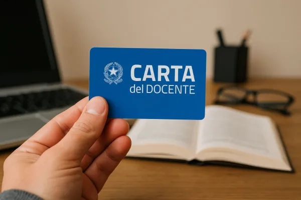 Carta Docente 2025: Novità, Estensione ai Precari e Nuovi Acquisti Tecnologici. Tutto sul Dl Maturità in Attesa della Legge