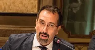 Carta del docente ridotta a 383 euro: il taglio che trasforma la formazione in una voce di spesa sacrificabile