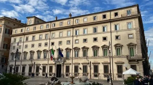 Cisl: stop di due anni ai concorsi e ritorno al doppio canale del 1989