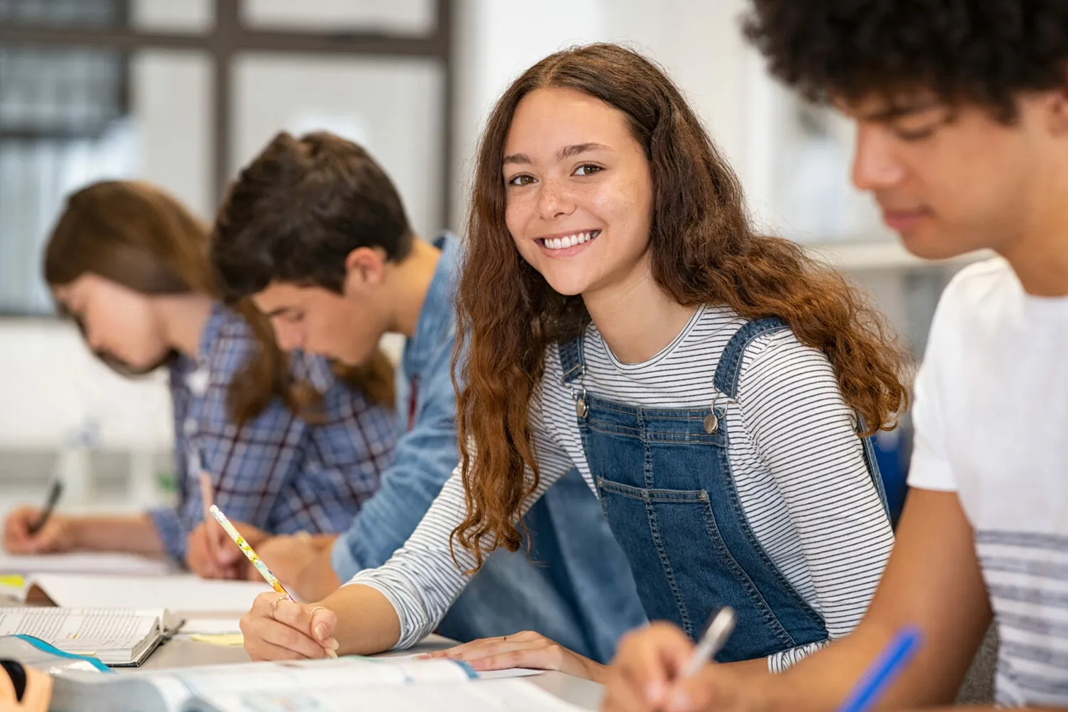 Educazione civica e libertà: la scuola italiana tra responsabilità educativa e sfide attuali