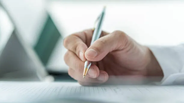 Rinnovo del contratto scuola: l’incontro cruciale del 5 novembre e il futuro degli stipendi di docenti e ATA