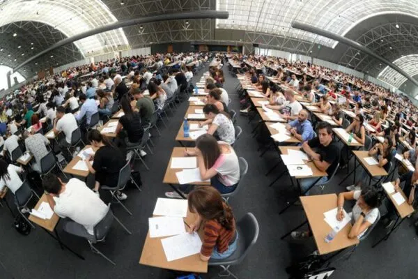 Concorsi Scuola PNRR3: Come Verificare l’Accettazione della Domanda e Prepararsi alla Prova Scritta