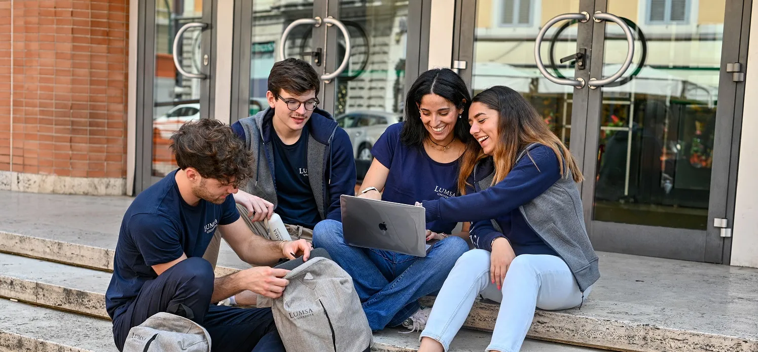 Crescita delle Iscrizioni Universitarie, l'ascesa delle Telematiche grazie all'Orientamento
