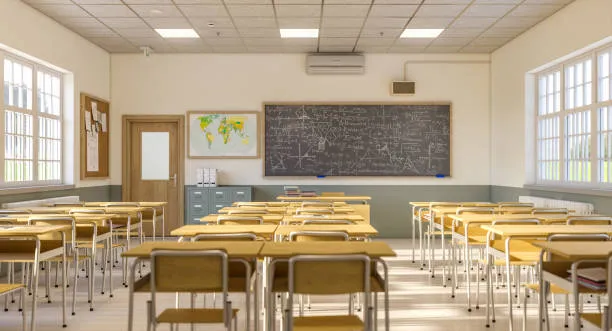 Crisi ed Innovazione al Liceo Classico in Lombardia: Strategie di Rilancio tra Tradizione e Intelligenza Artificiale