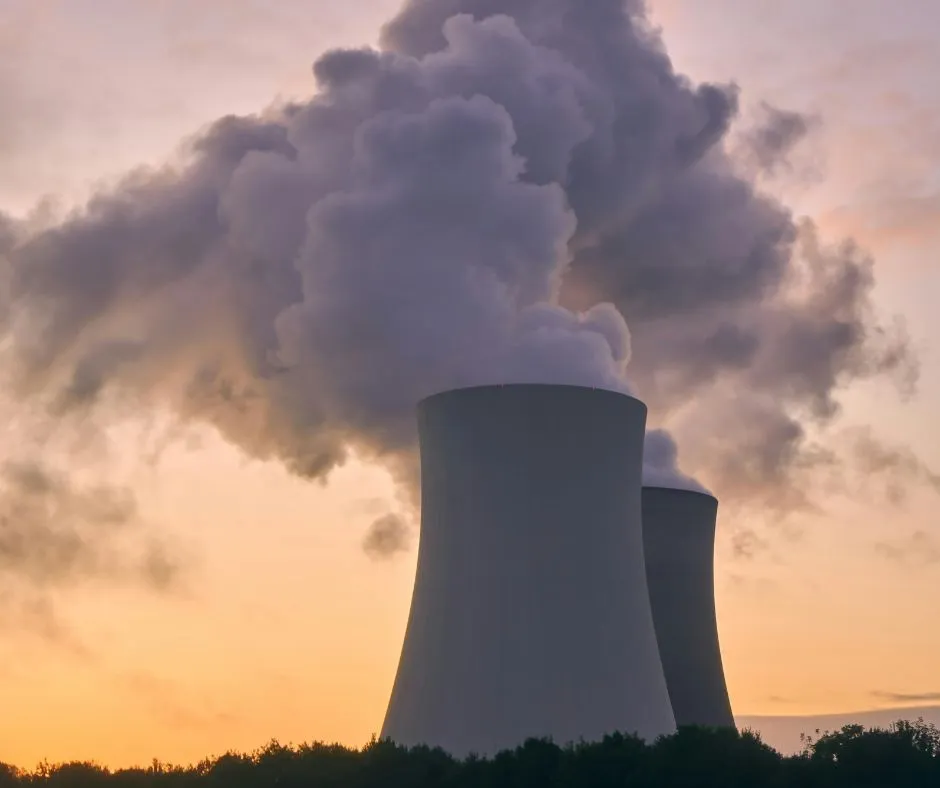 Crisi petrolifera e ritorno al nucleare: l'Europa scommette sui mini reattori modulari