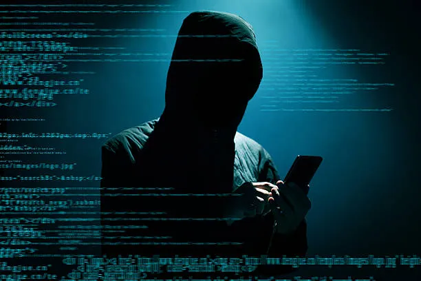 Cyber attacchi, l'Italia assorbe quasi il 10% degli incidenti mondiali: i dati allarmanti del Rapporto Clusit