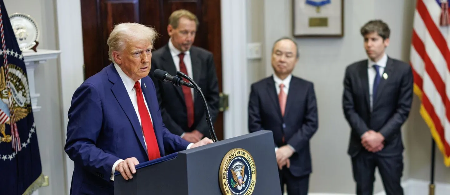 Trump riunisce i CEO delle aziende tech alla Casa Bianca: investimenti, intelligenza artificiale e le grandi assenze di Musk e Huang