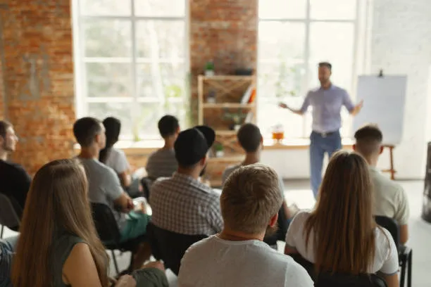 Dal 2027 corsi su AI, employability ed etica obbligatori in Bangladesh