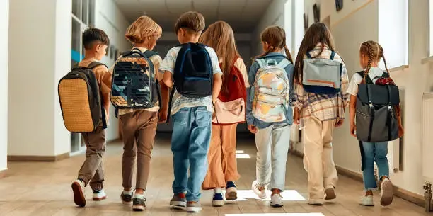 Dal 31 agosto le primarie ER aprono: no lezioni, sì attività gratuite