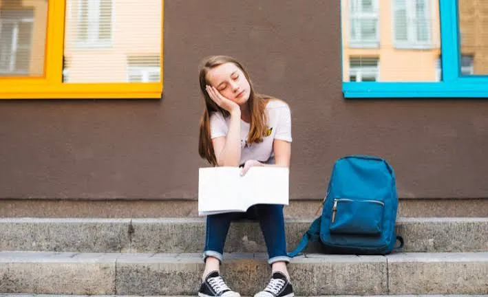 Denatalità a scuola: la primaria cala 15 volte più delle superiori
