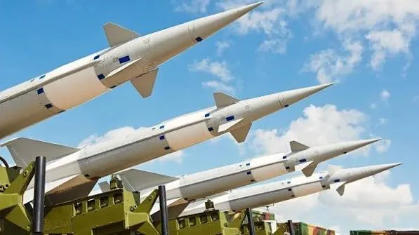 Deterrenza nucleare: Francia sola in UE, Italia a 32 miliardi