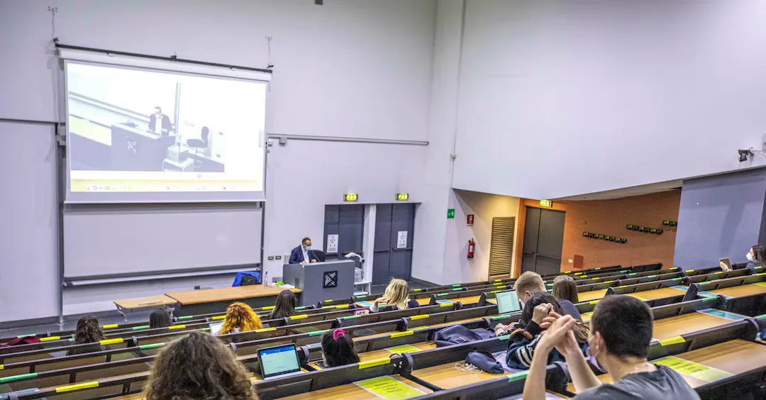 Disparità di Genere nei Dipartimenti Universitari Italiani: Un'Analisi Approfondita