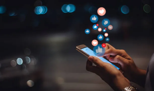 Divieto social under 13: in Italia esiste dal 2018 ma è aggirato