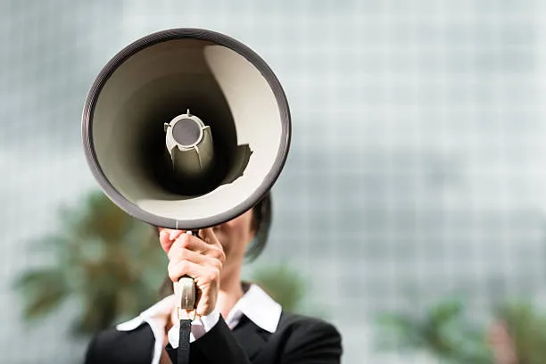 Sciopero Scuola 2025: Tutte le Richieste dei Manifestanti tra Aumenti, Organico e Classi Piene