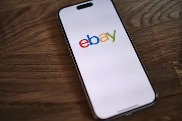eBay lancia il live shopping in Italia: rivoluzione del commercio digitale con "eBay Live"