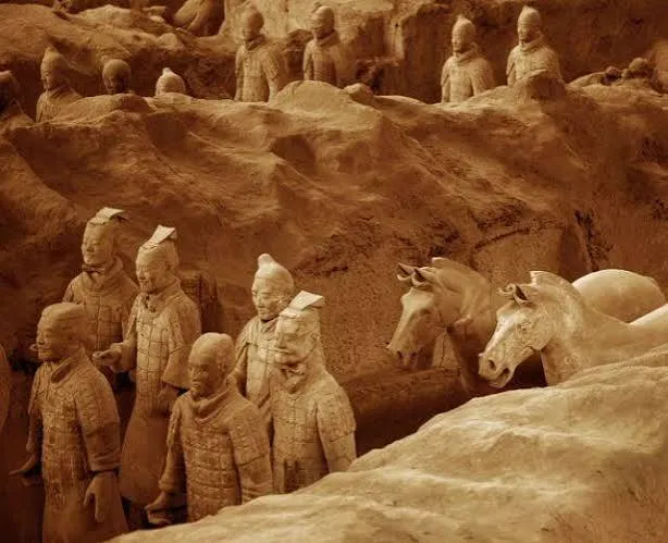 Esercito di terracotta: le impronte di Xi'an svelano donne e bambini