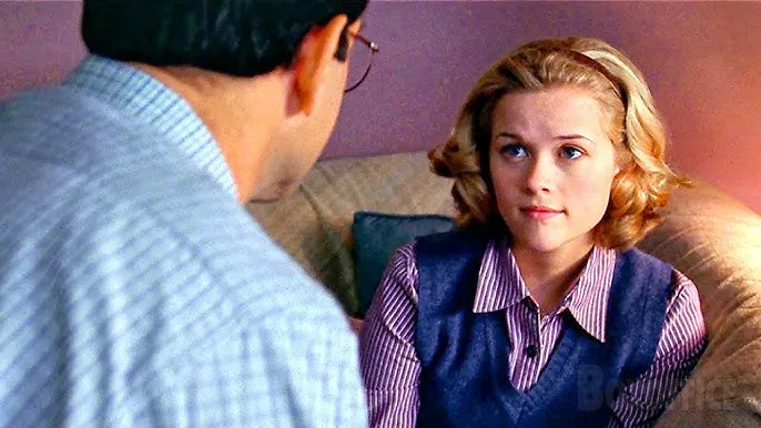 Firenze, messaggi compromettenti sul telefono della figlia: docente allontanato dopo la scoperta della madre