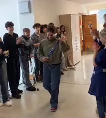 Flora Tabanelli: dal Bronzo Olimpico al Rientro Trionfale a Scuola