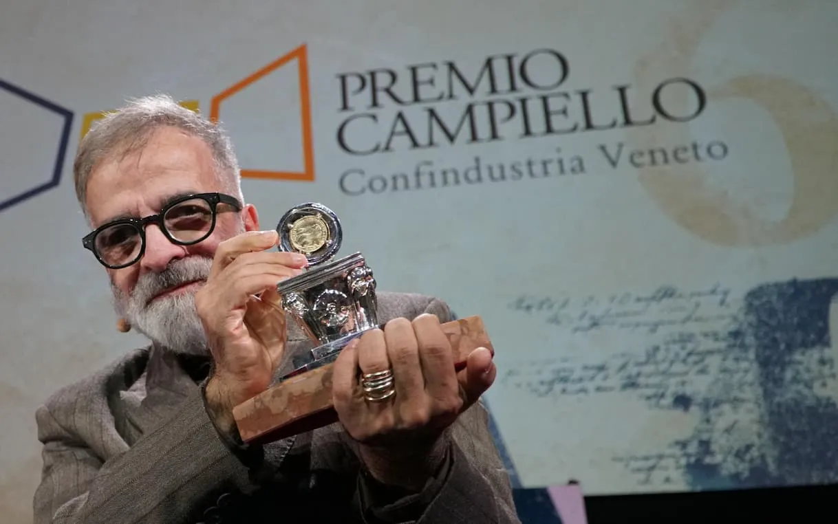Fois vince il Campiello con un romanzo sulle leggi razziali