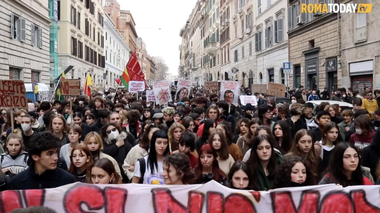 Studenti in Piazza tra Protesta e Confusione: Il Ruolo della Scuola sul Caso Israele-Palestina