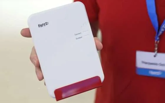 FRITZ!Repeater 1610 Outdoor: Estendere la Connessione Wi-Fi all’Aperto con Efficienza e Sicurezza