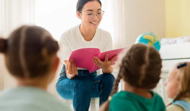 Rilanciare il prestigio sociale dei docenti: la sfida delle riforme tra reclutamento, formazione e ruolo dei sindacati