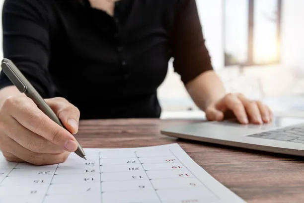 Garante: 2.000 euro per orari docenti online e assenze nel registro