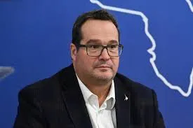 Gas russo, Durigon rilancia l'appello di Descalzi: «Sospendere lo stop non è un tabù»