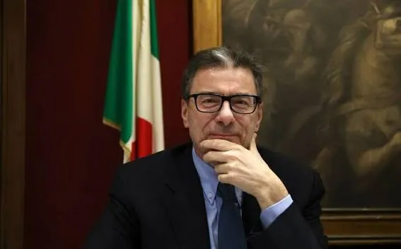 Giorgetti al G20: 'debito non più un problema', ma il PIL sale al 138,6%