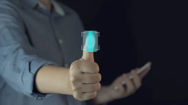 VoxeLite: Il primo cerotto smart che porta il tatto nel mondo digitale rivoluziona l’interazione touch