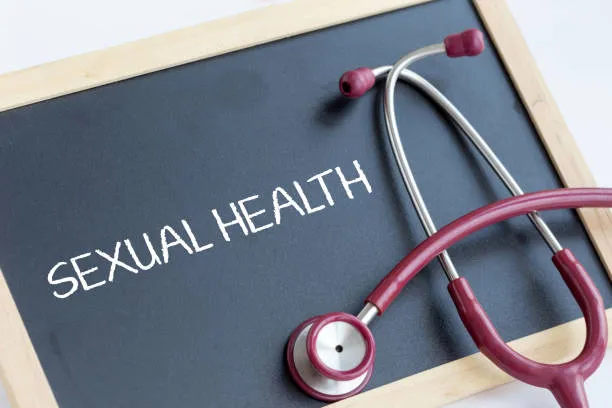 Gonorrea +83% in 3 anni: le Indicazioni 2025 e il nodo MST a scuola
