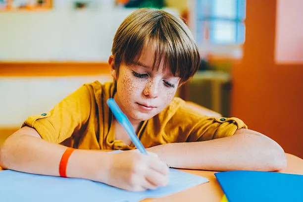 Grammatica valenziale: una rivoluzione utile per i docenti italiani