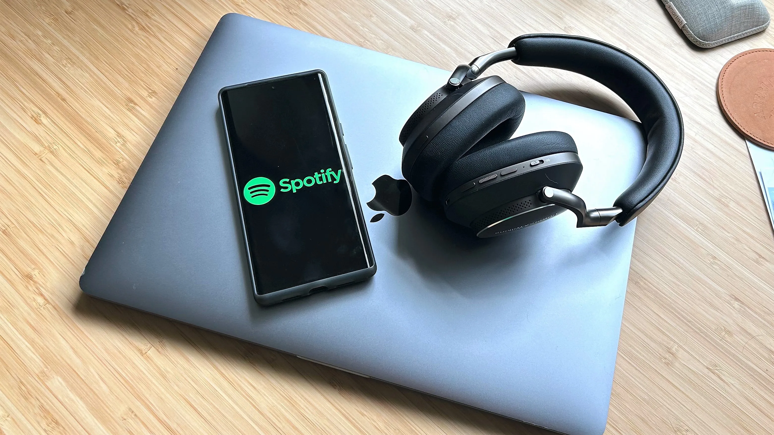 Audio Lossless su Android: Quando la Qualità Promessa da Spotify e Tidal Diventa una Fregatura