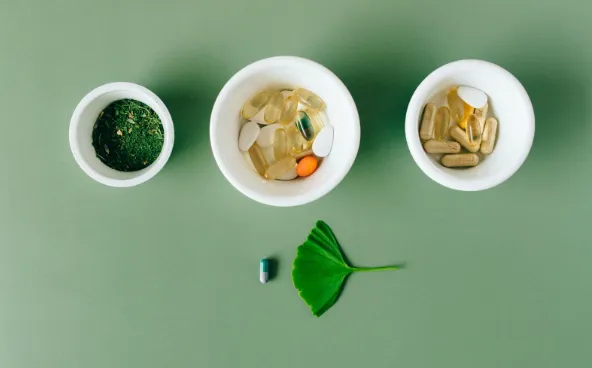 I 5 Integratori Alimentari Più Venduti nel 2025: Analisi e Benefici