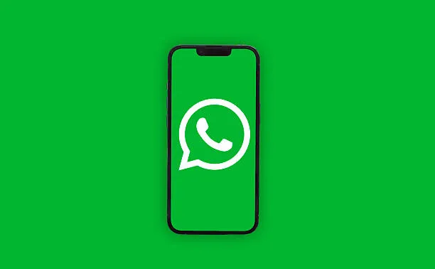 L'Addio di ChatGPT e Copilot a WhatsApp: Nuove Regole e Cambiamenti per gli Utenti