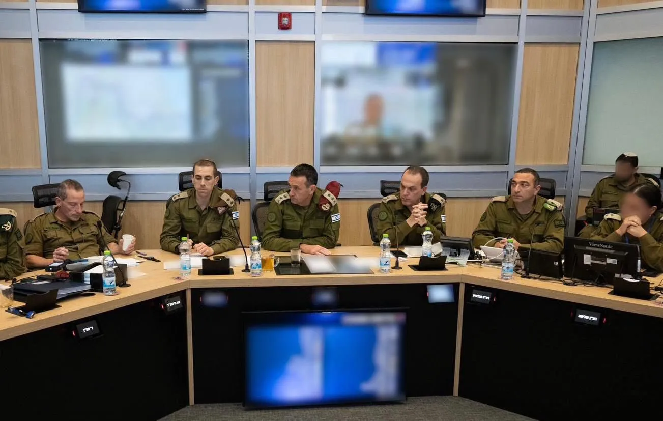 Microsoft interrompe l'accesso dell'esercito israeliano alla tecnologia di sorveglianza: il caso Unit 8200