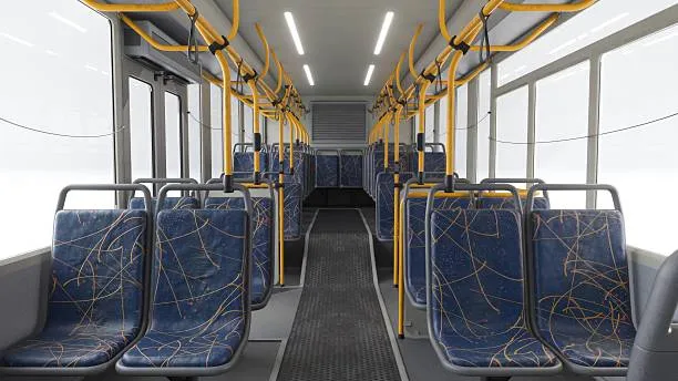 Il Caso di Riccardo: Quando La Fiducia nei Trasporti Scolastici Viene Messa alla Prova a Belluno