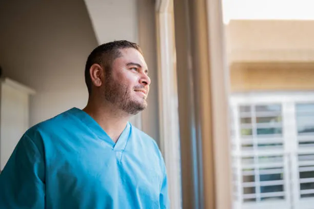 Il Lavoro nelle Strutture Socio Assistenziali Italiane: Nuove Sfide e Opportunità alla Luce del Rapporto Istat 2024