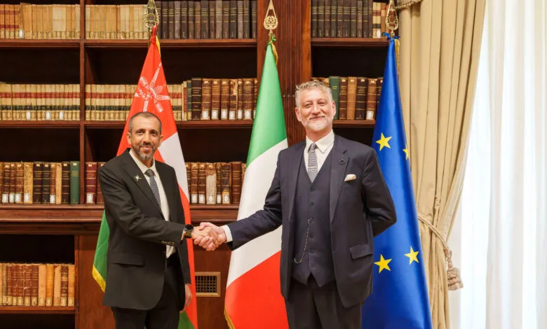 Il Ministro Giuli firma con il collega dell'Oman un'intesa su patrimonio, musei e archeologia