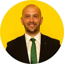 Ben Macpherson alla Guida dell'Istruzione Superiore Scozzese: Nuovi Orizzonti nel Rimpasto del Governo di John Swinney