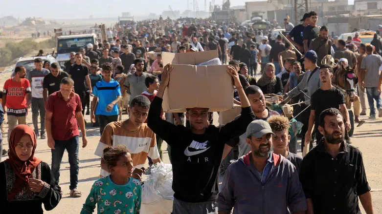 Crisi in Medio Oriente: Annessione della Cisgiordania, Aiuti a Gaza e il Futuro del Processo di Pace secondo Trump