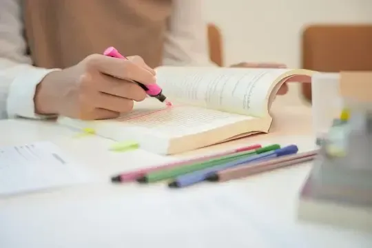 Borse di studio e contributi per libri di testo in Emilia-Romagna: come presentare domanda e tutte le novità per l’a.s. 2025/2026