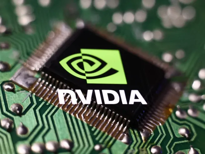 Nvidia riprende le vendite del chip H20 IA in Cina